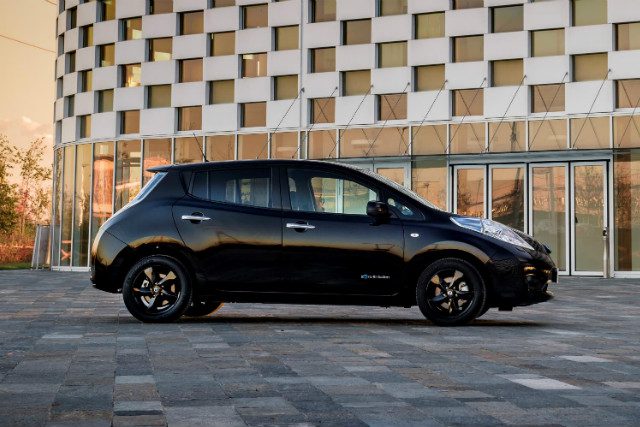 nissan_leaf_black_edition