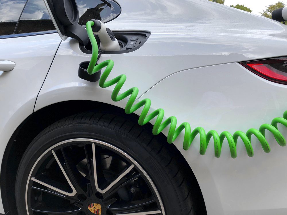 Porsche-panamara-charging-32-Amp