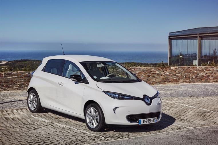 New_Renault_ZOE_-_International_Test_Drive,_Portugal_-_Dec_2016_(115)_nlm