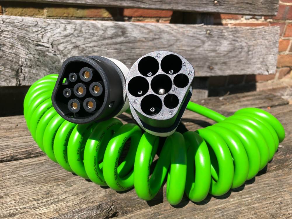 Type2 - Type2 32 Amp Showing connectors in sunlight