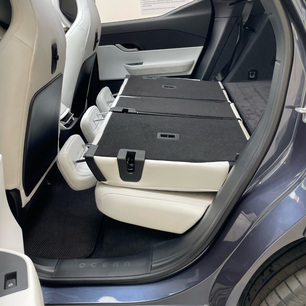 fisker_rear_seats_folded